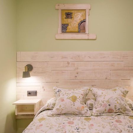 El Rincon De Andrea Apartamentos Biescas  Εξωτερικό φωτογραφία