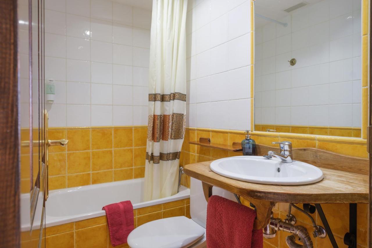 El Rincon De Andrea Apartamentos Biescas  Εξωτερικό φωτογραφία