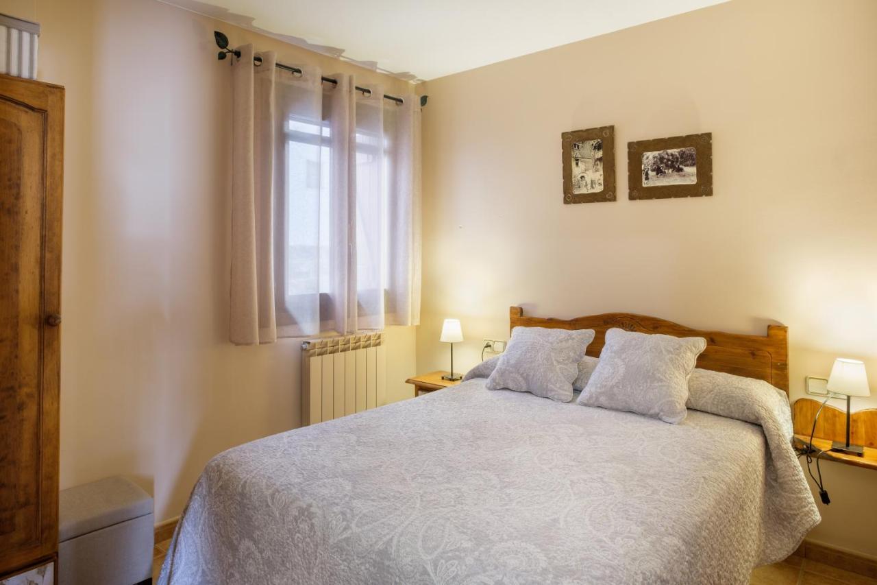 El Rincon De Andrea Apartamentos Biescas  Εξωτερικό φωτογραφία