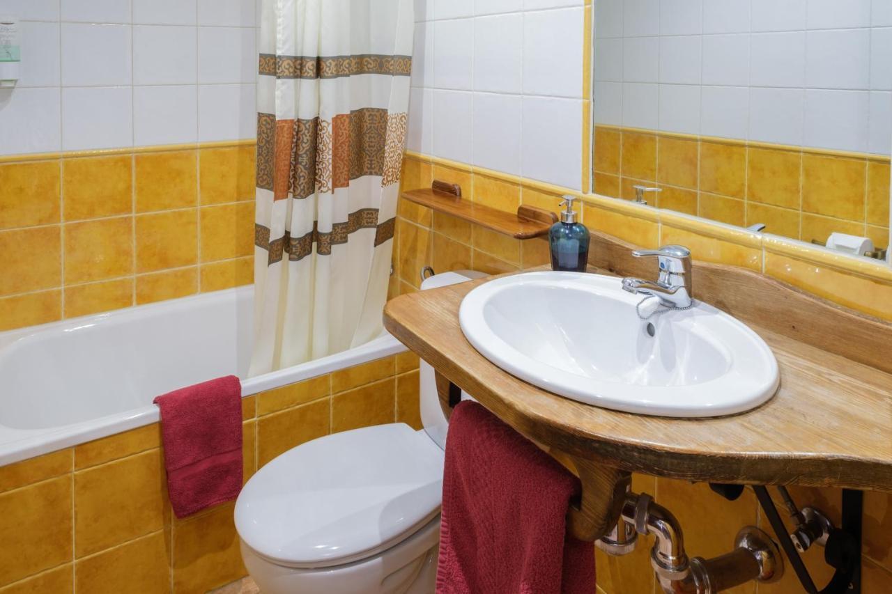 El Rincon De Andrea Apartamentos Biescas  Εξωτερικό φωτογραφία