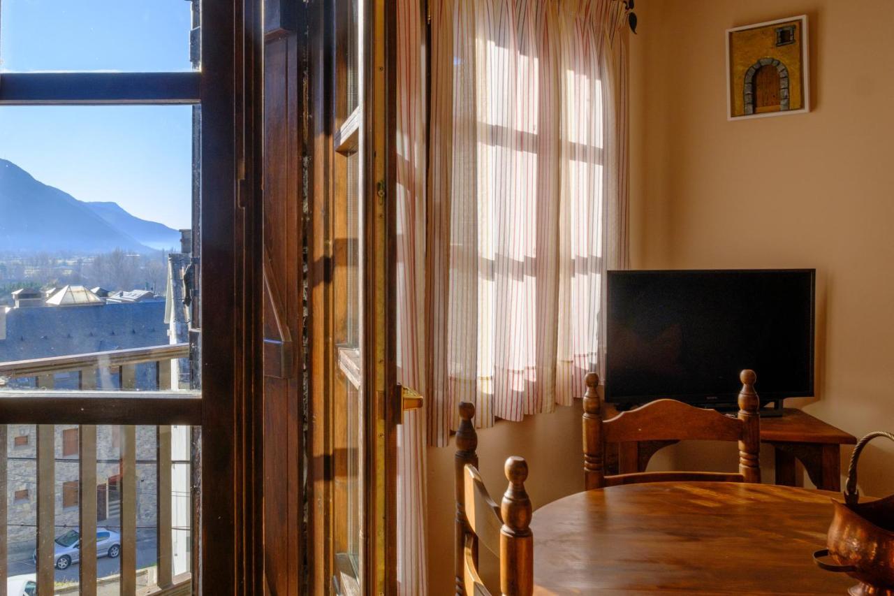 El Rincon De Andrea Apartamentos Biescas  Εξωτερικό φωτογραφία