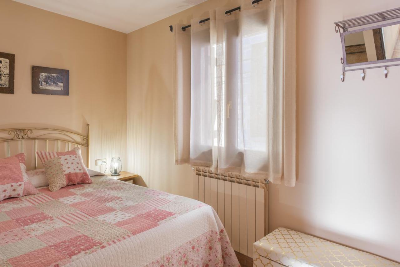 El Rincon De Andrea Apartamentos Biescas  Εξωτερικό φωτογραφία